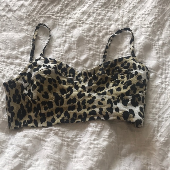 Leopard bralette crop top✨ - Picture 2 of 3